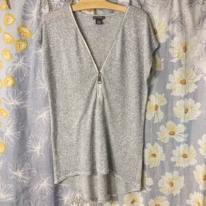 Chelsea & Theodore Zipper Short Sleeve Top Blouse